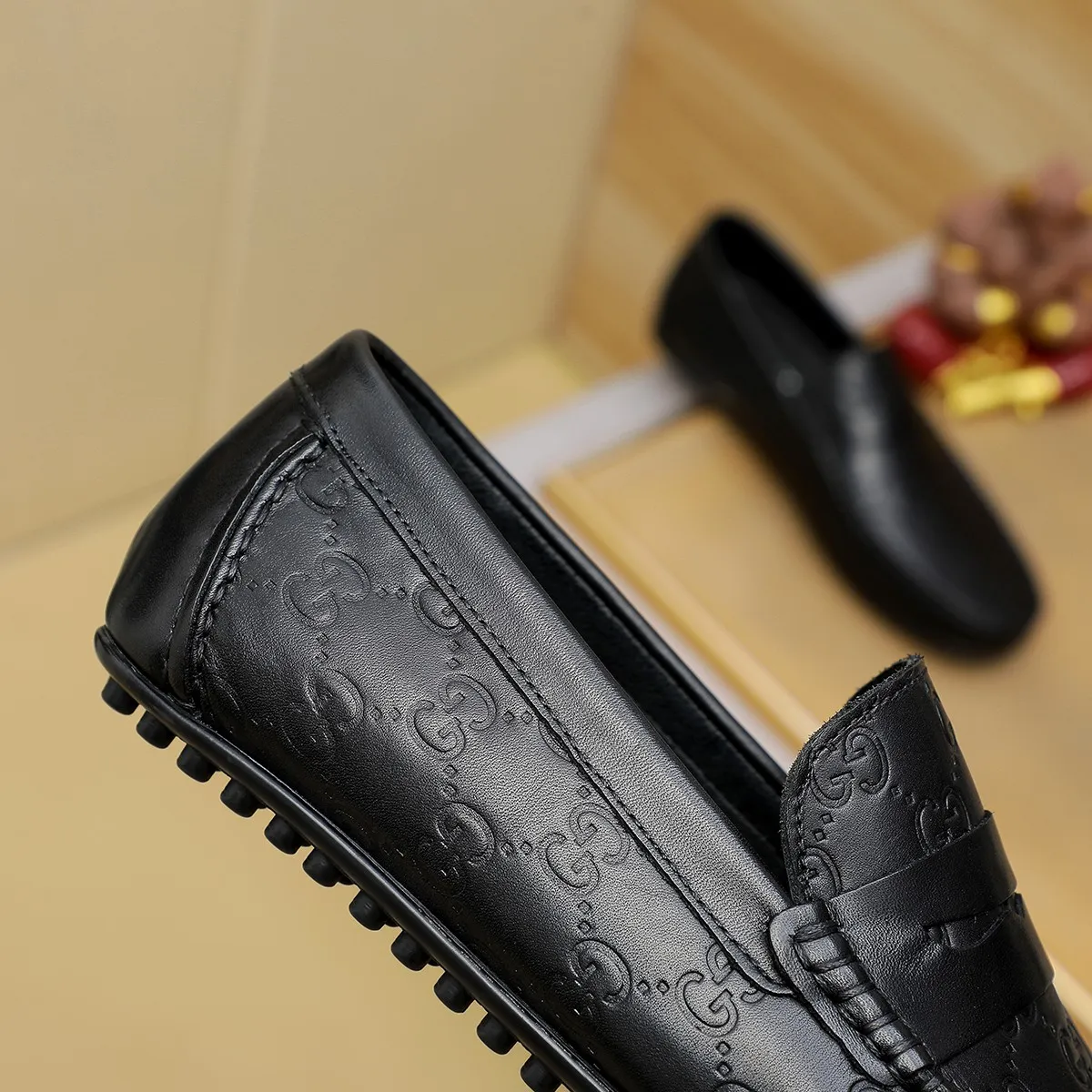 Men's shoes 💰360💰💰GUCCI Gucci official website synchronizes the latest model 🛃The upper is made of imported cowhide, 🐷leather lining, rubber outsole, 🎩🎩top handcrafted with fine stitch and thread workmanship🔍definitely satisfy those perfectionist men who pursue high luxury quality 👏 3 colors available! Code number 38-45 Large quantity in stock
